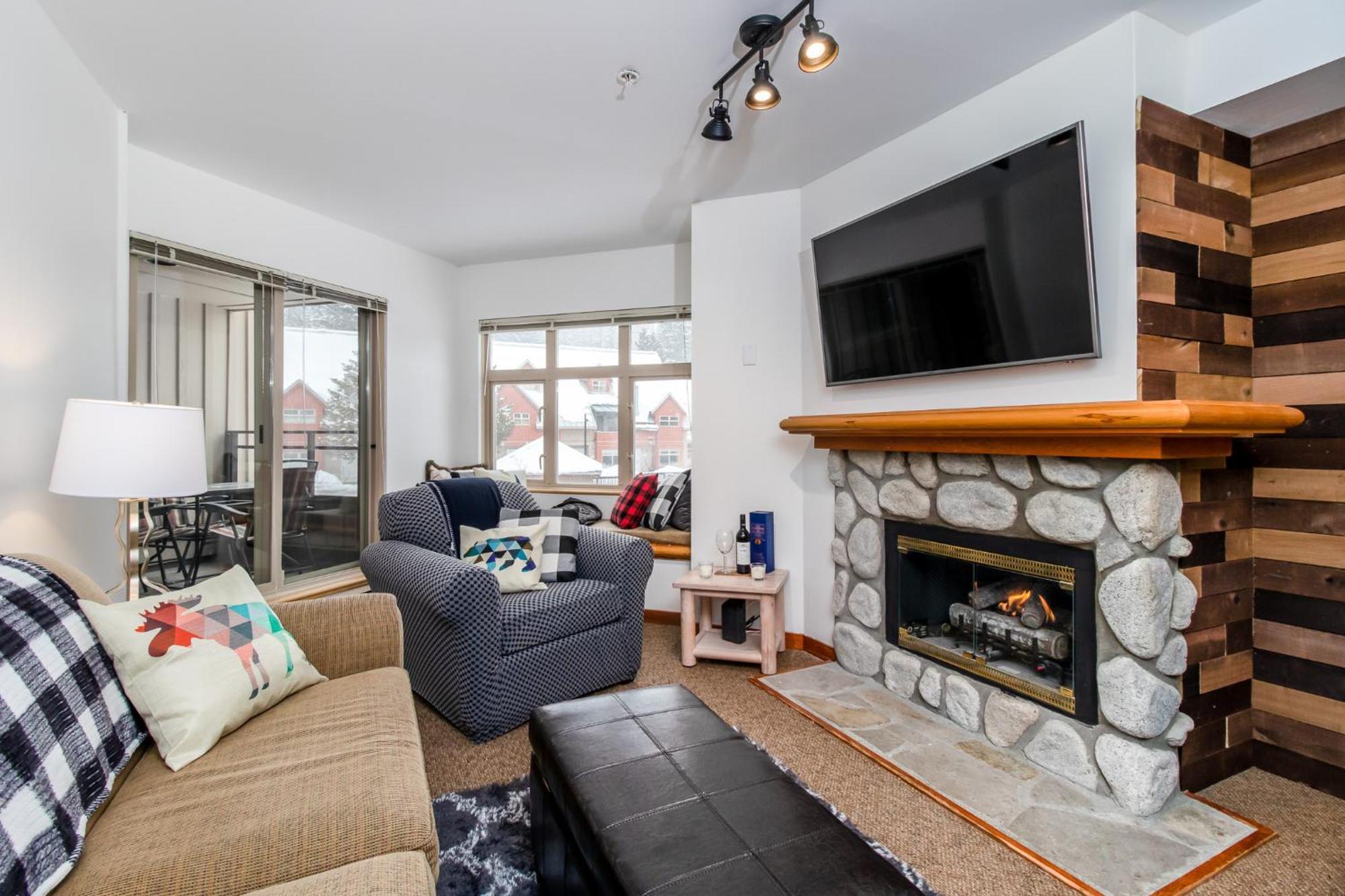 Creekside Slopeside 1Br With Pool, Hot Tub, Bbq Appartement Whistler Buitenkant foto